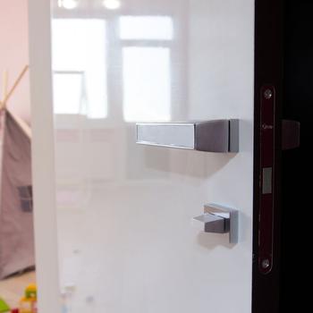 Скрытые межкомнатные двери под покраску